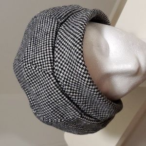 CURATED BY RUA'H KIBRIYA: Black & White Acrylic Checkered Cap EUC